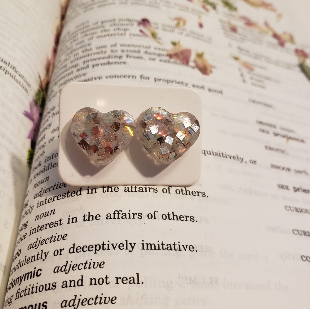 NWT handmade heart stud earrings glitter